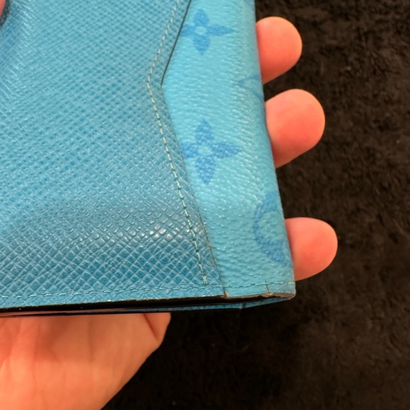 Louis Vuitton Tri Fold - Picture 8 of 8